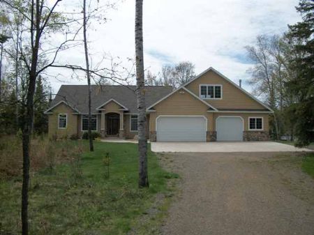 270 Maggie Lakes Tr Mls 1050999 : Crystal Falls : Iron County : Michigan