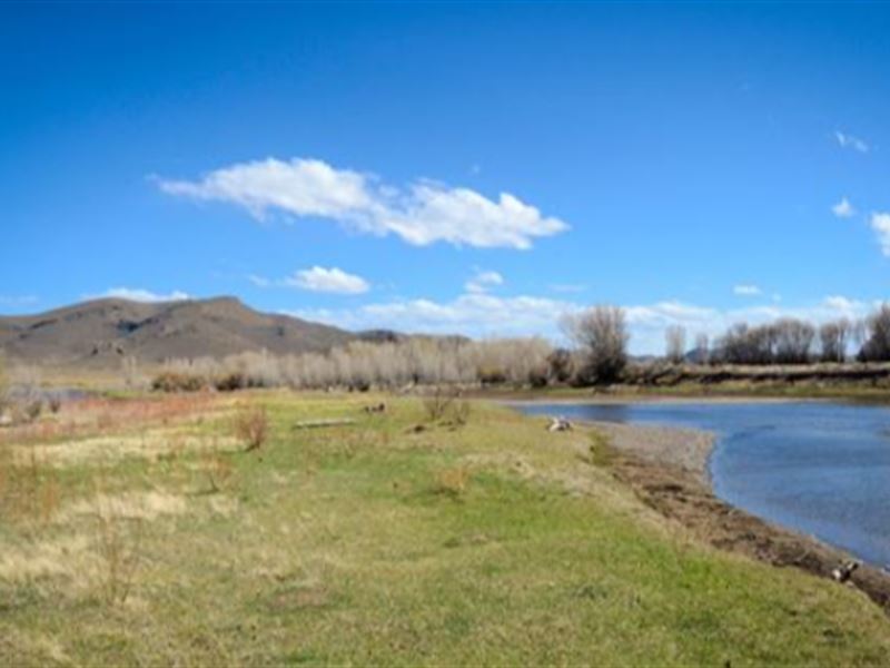 4 Lands Near Rio Grande River : Alamosa : Costilla County : Colorado