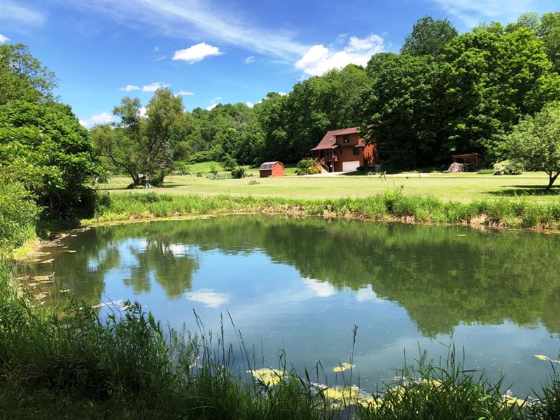 Private Valley Cabin : Richland Center : Richland County : Wisconsin