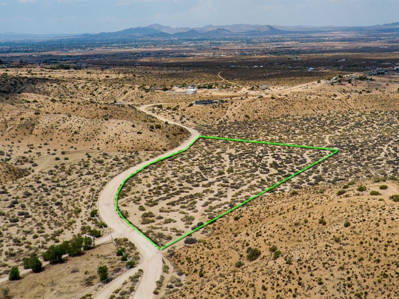 13.96 Acres Near Apple Valley, CA, Farm for Sale by Owner in California