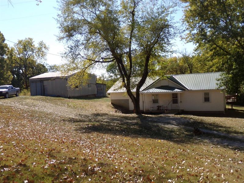 Country Living on 10 Acres in Ray, Farm for Sale in Missouri, 333579