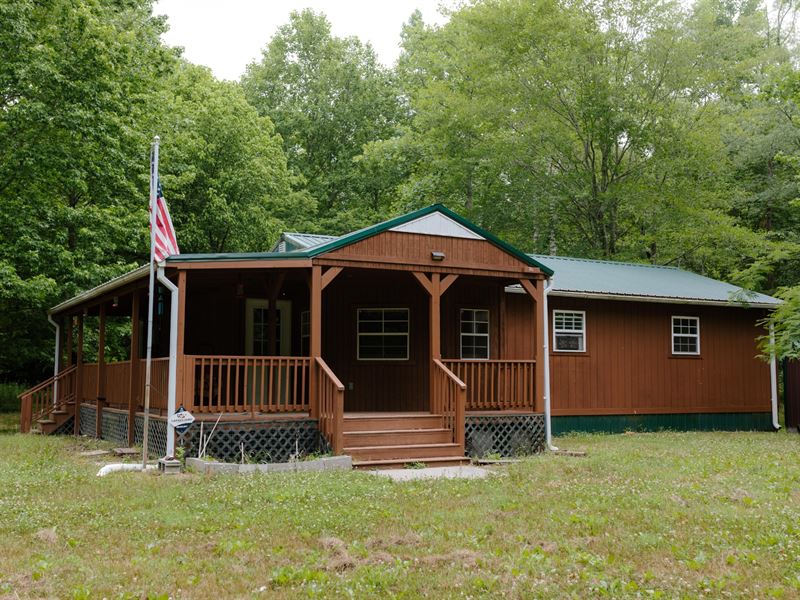105 Acres, Hunting Cabin for Sale : Summertown : Lawrence County : Tennessee
