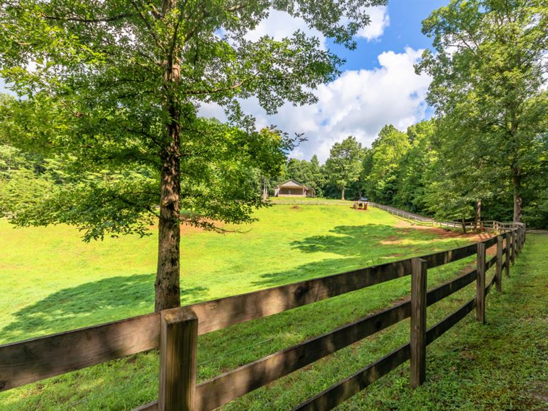 Ranch Home with Farm : Blue Ridge : Fannin County : Georgia