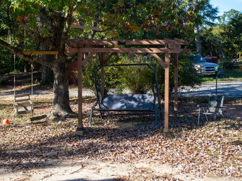 17 Ac Farm in Woodruff with 2 Homes, Farm for Sale in South Carolina