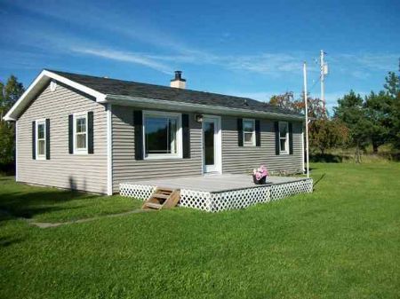 25272 Plains Road Mls 1055728 : Baraga (Township) : Baraga County : Michigan