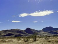 Spacious 39 Ac, Mtn Range Views : Willcox : Cochise County : Arizona