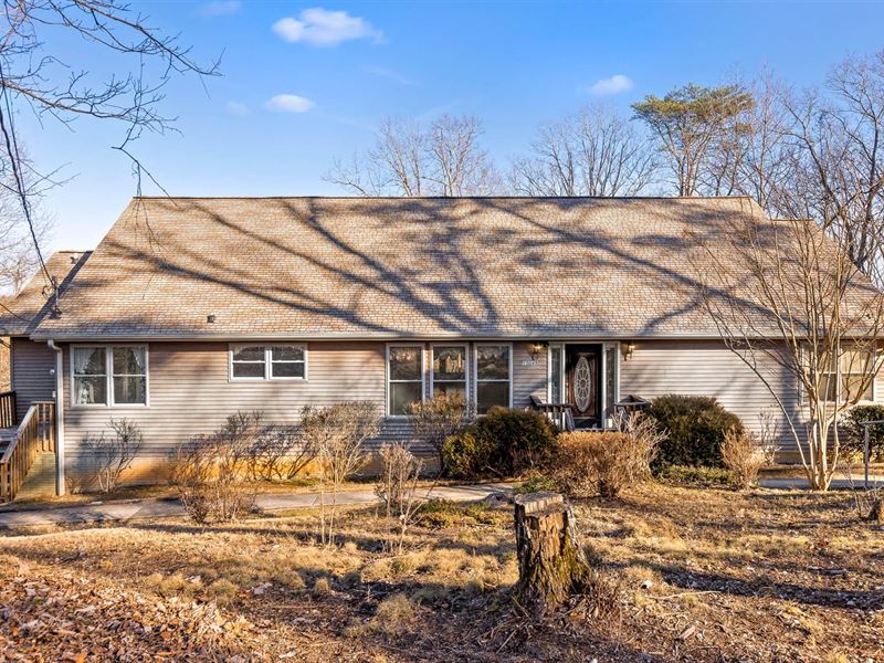 Acreage & Home Near Chattanooga, TN, Farm for Sale in Tennessee