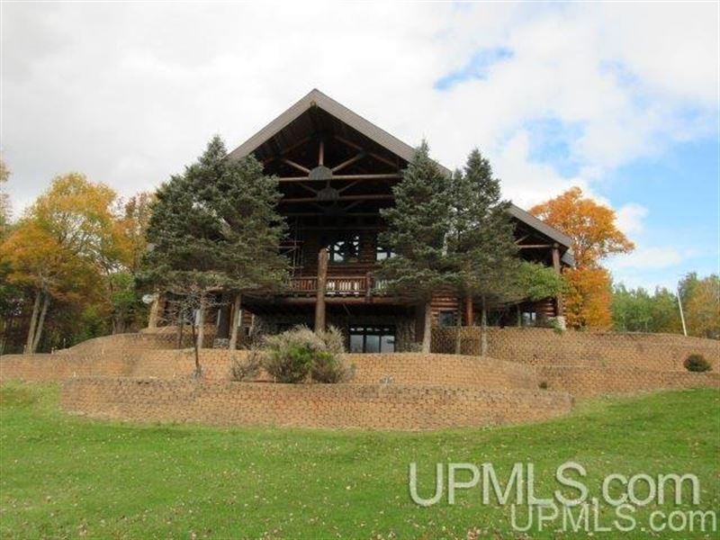 Wilderness Ridge Lodge 560Ac 501007 : Sagola : Dickinson County : Michigan