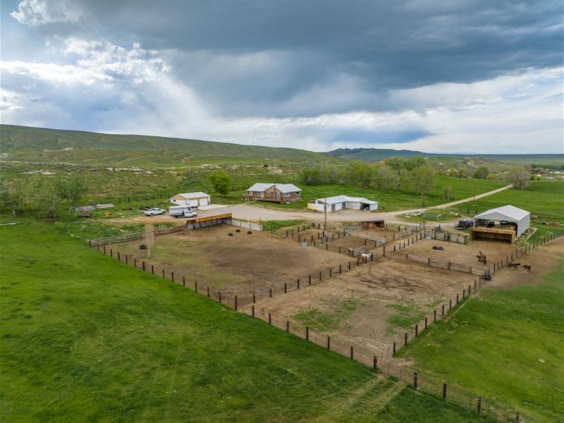 Moccasin Land & Livestock : Lander : Fremont County : Wyoming