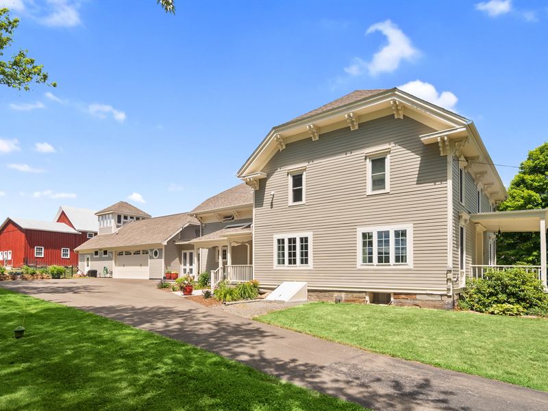 Toad Hill Farm, Storybook Setting : Newfield : Tompkins County : New York