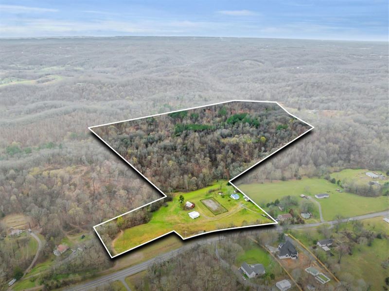 Excellent 58.23 Acres of Hunting/Re : Cottontown : Sumner County : Tennessee