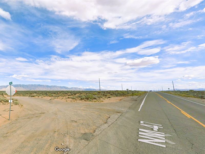 Flat Off-Grid Lot, Mountain Views : Belen : Valencia County : New Mexico