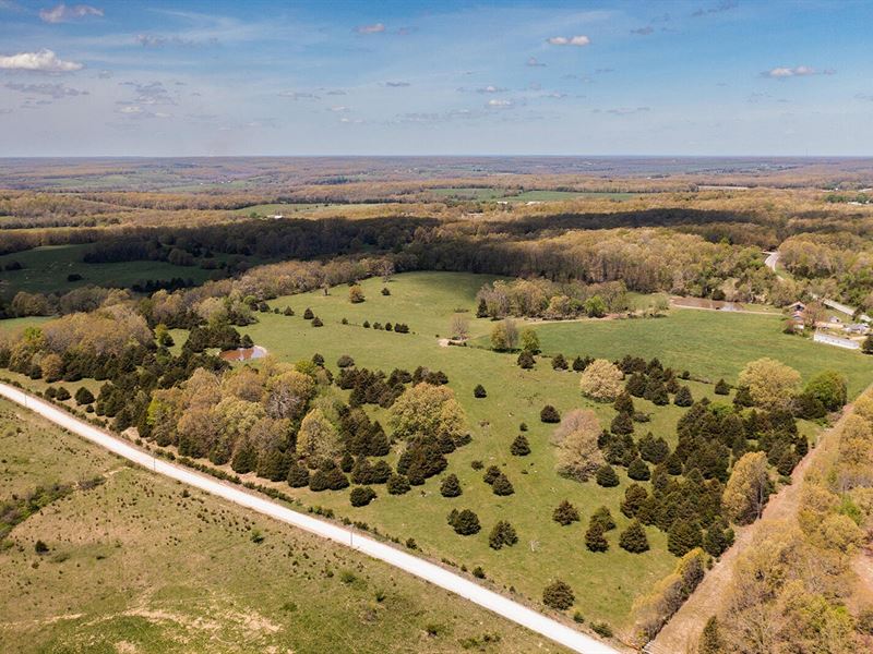 Beautiful Farm and Home : Hartville : Wright County : Missouri