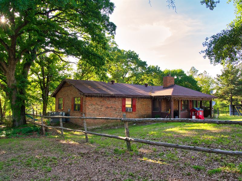 Bentley Ranch in Atoka County, OK : Atoka : Atoka County : Oklahoma