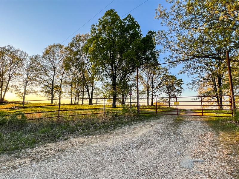 Clear Creek Ranch : Willow Springs : Texas County : Missouri