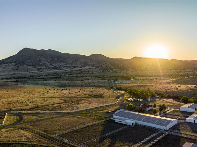 Double V Ranch : Nogal : Lincoln County : New Mexico