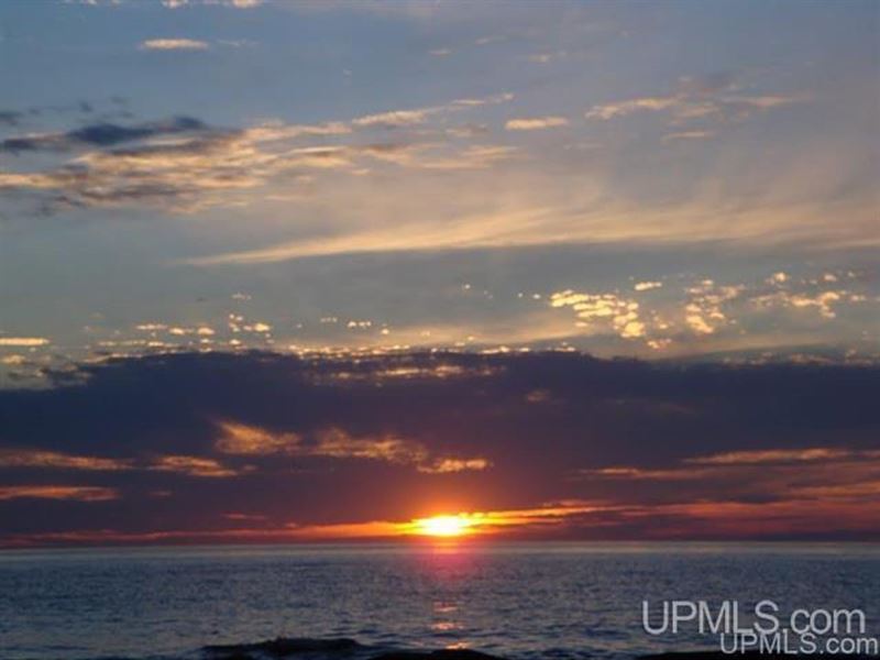 Lake Superior Sand Beach 50111162 : Mohawk : Keweenaw County : Michigan