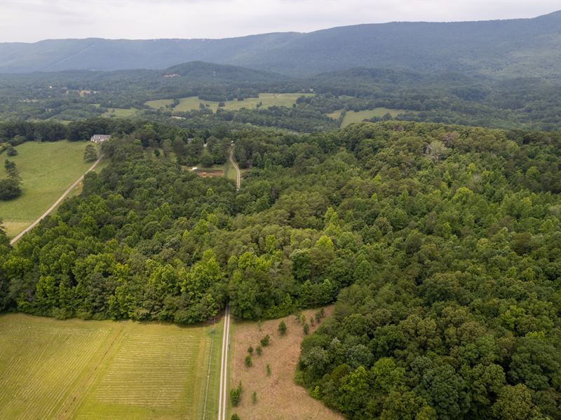 Chickamauga Mini Farm 17.62Ac : Chickamauga : Walker County : Georgia