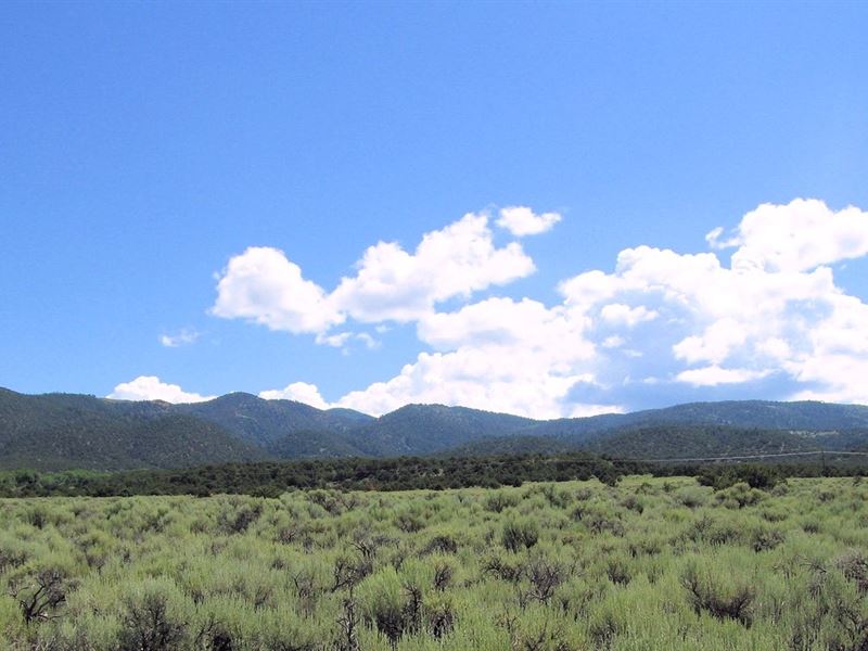 Mountain Vistas Near Power : San Luis : Costilla County : Colorado