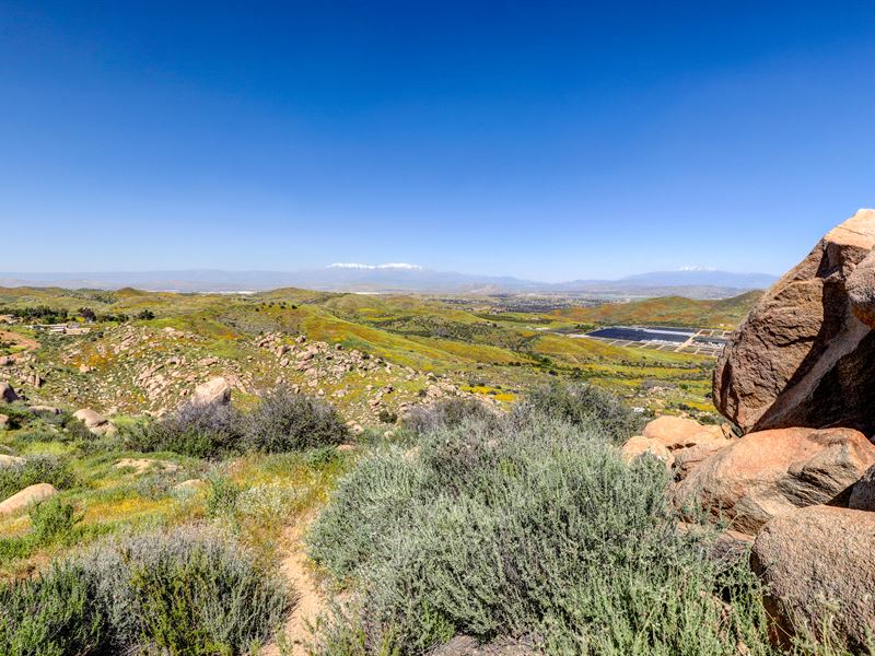 18+ Acres with Views : Perris : Riverside County : California