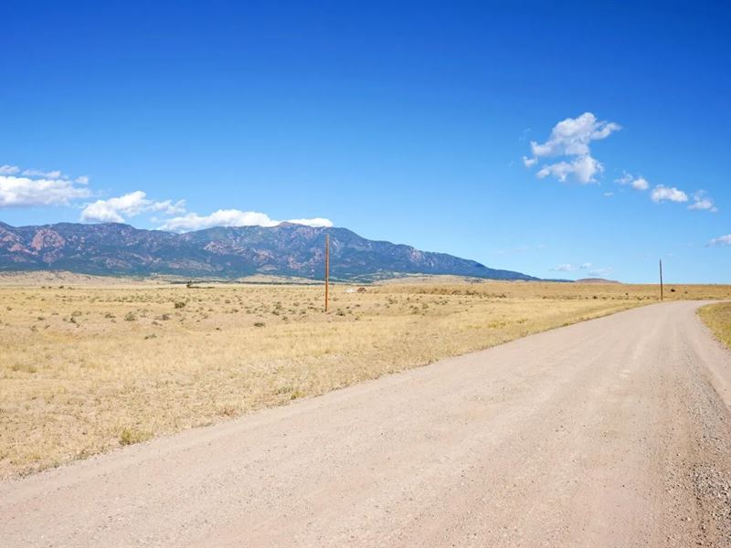35.8 Acres with Mountain Views, Farm for Sale by Owner in Colorado