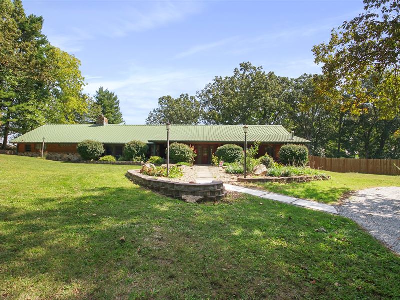 Southern Missouri Home & Hobby Farm : West Plains : Howell County : Missouri