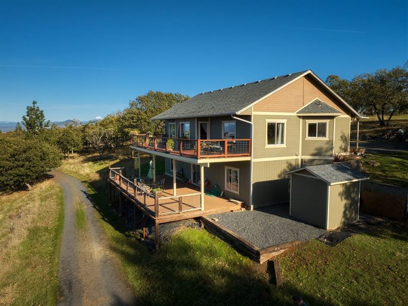 36 Acres Juanita Way : Jacksonville : Jackson County : Oregon