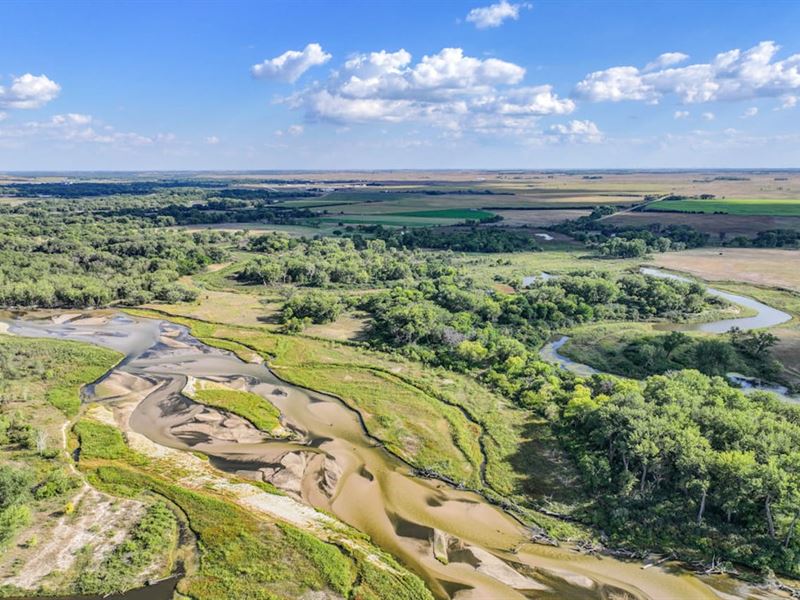 210 Acres, More or Less, with Cabin : Neligh : Antelope County : Nebraska