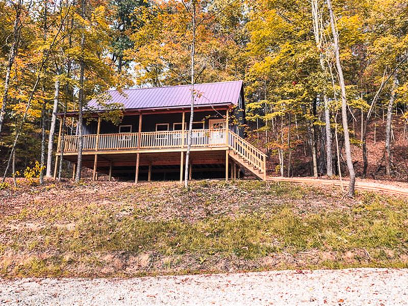 Hawk's View Cabin : Philo : Muskingum County : Ohio