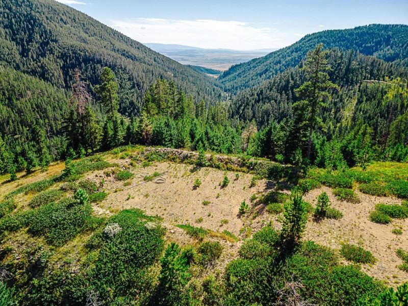 Lime Kiln Retreat : Lewistown : Fergus County : Montana