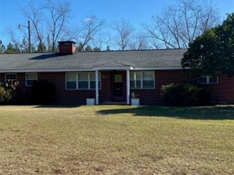 South Estate Farm, Farm for Sale in 365312 FARMFLIP