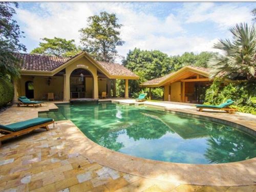 Beautiful Property with House : Orotina : Costa Rica