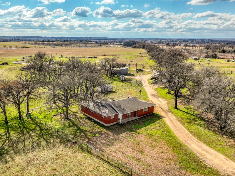 Quiet Country Living, Farm for Sale in Texas, 366319 FARMFLIP