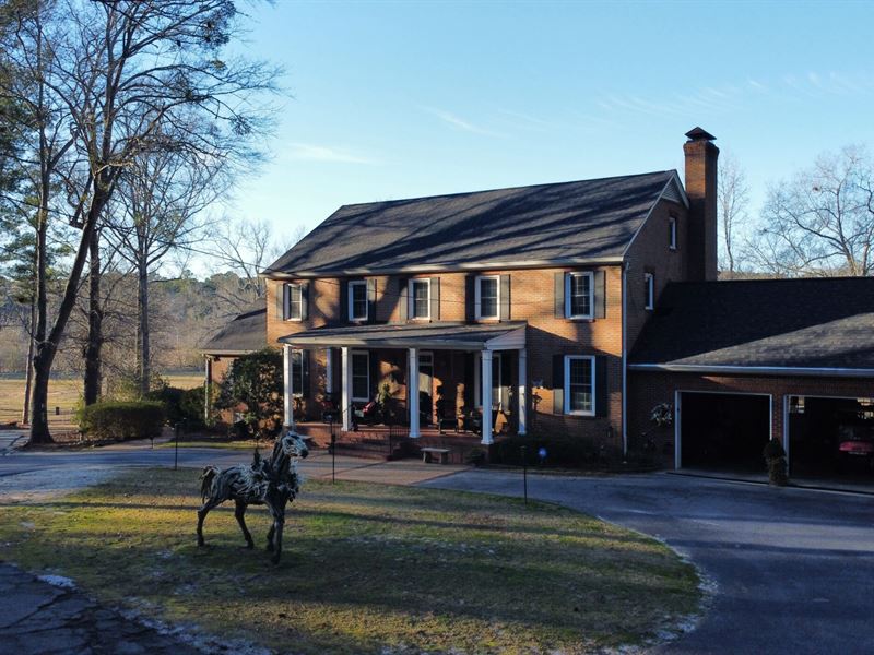 Hereford Farm Road, Home Equestrian, Farm for Sale in 367409 FARMFLIP