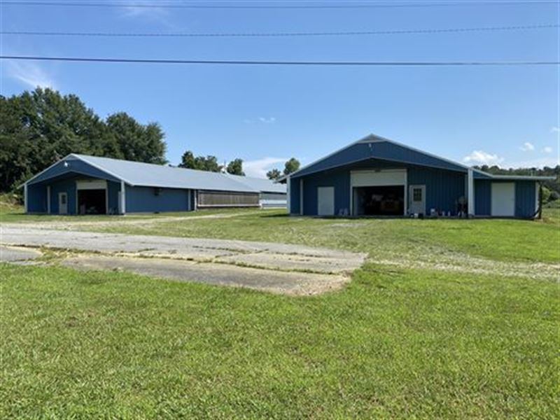 Nice Two-House Breeder Poultry Farm : Old Fort : Bradley County : Tennessee