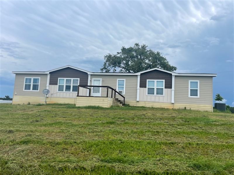 Good WayeSanderson Farms, Farm for Sale by Owner in Texas