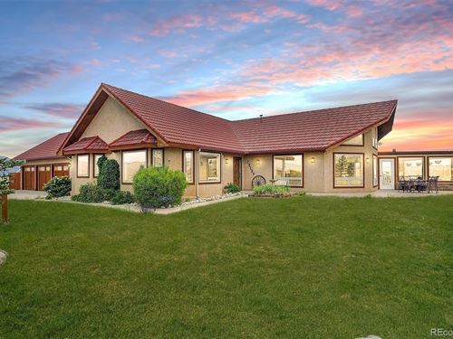Show Stopper Horse Property : Nathrop : Chaffee County : Colorado