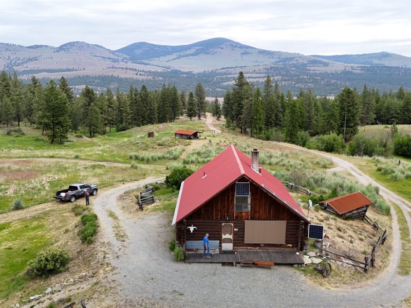 Bech Creek Retreat : Tonasket : Okanogan County : Washington