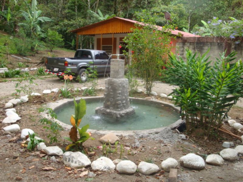 5 Ac, House, Pool, Creek, Woods : Orosi Cartago : Costa Rica