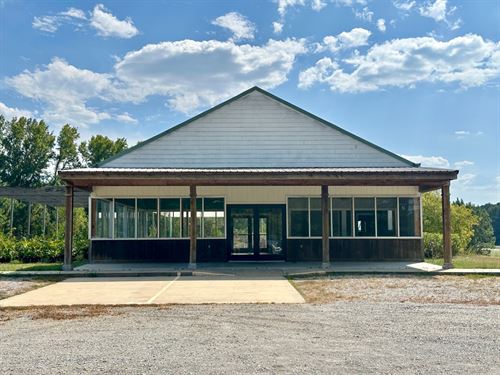 6.7 Acres With A Commercial Buildin : Louisville : Winston County : Mississippi