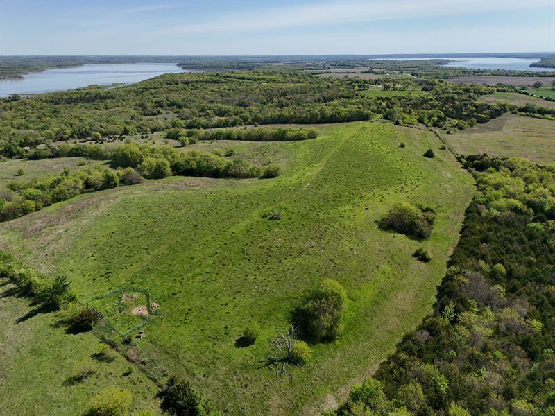 Clinton High Bluff Sanctuary : Overbrook : Douglas County : Kansas