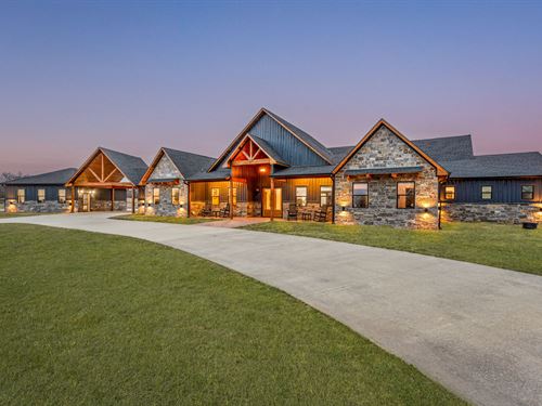 Exquisite Luxury Ranch in Paris, TX : Paris : Lamar County : Texas