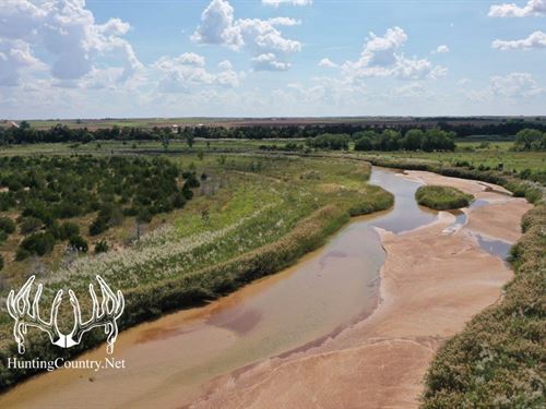 Hunt The Canadian River Bottom : Taloga : Dewey County : Oklahoma