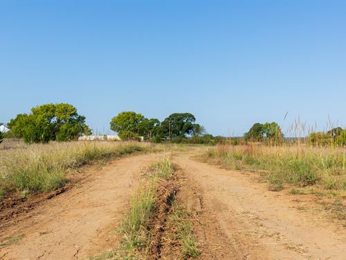 Owner Finance Land with Pond : Stroud : Lincoln County : Oklahoma