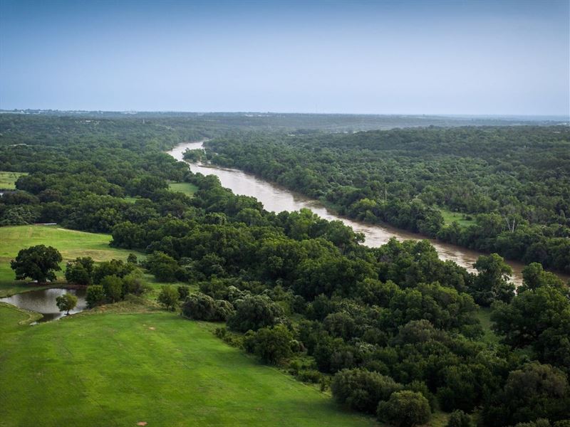 Km's Brazos River Ranch : Granbury : Hood County : Texas