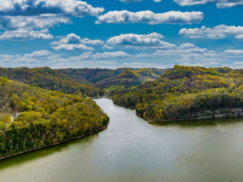 23 Acres with Power Near River : Elmwood : Smith County : Tennessee