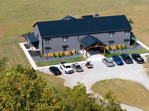 Gray Stone Lodge And Events : Cadiz : Trigg County : Kentucky