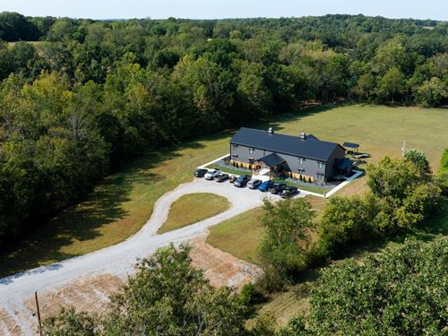 Kentucky Outfitter Business Lodge : Cadiz : Trigg County : Kentucky