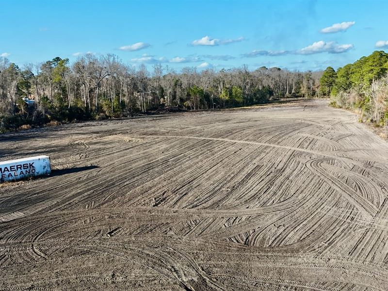 11.71 Acres on Bay Acres Road : Jesup : Wayne County : Georgia