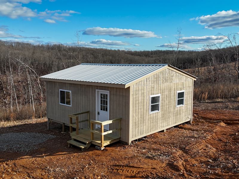 New Stick Built Cabin on The Ridge : Willow Springs : Howell County : Missouri